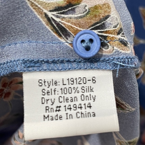 Johnny Was Jade Raine Button Front Blouse Boho Floral 100% Silk Size Small - Picture 5 of 9